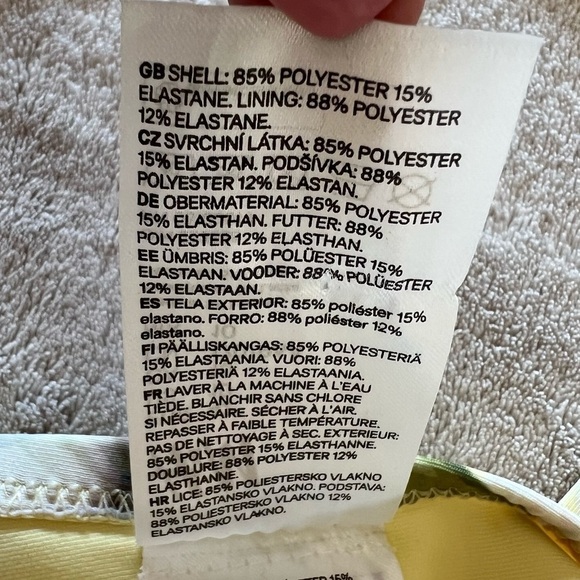 H & M Yellow Floral Deep V Neck With Ruffle Trim One Piece Swimsuit Women's 10 - Picture 10 of 12